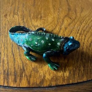 Enamel and rhinestone iguana trinket box